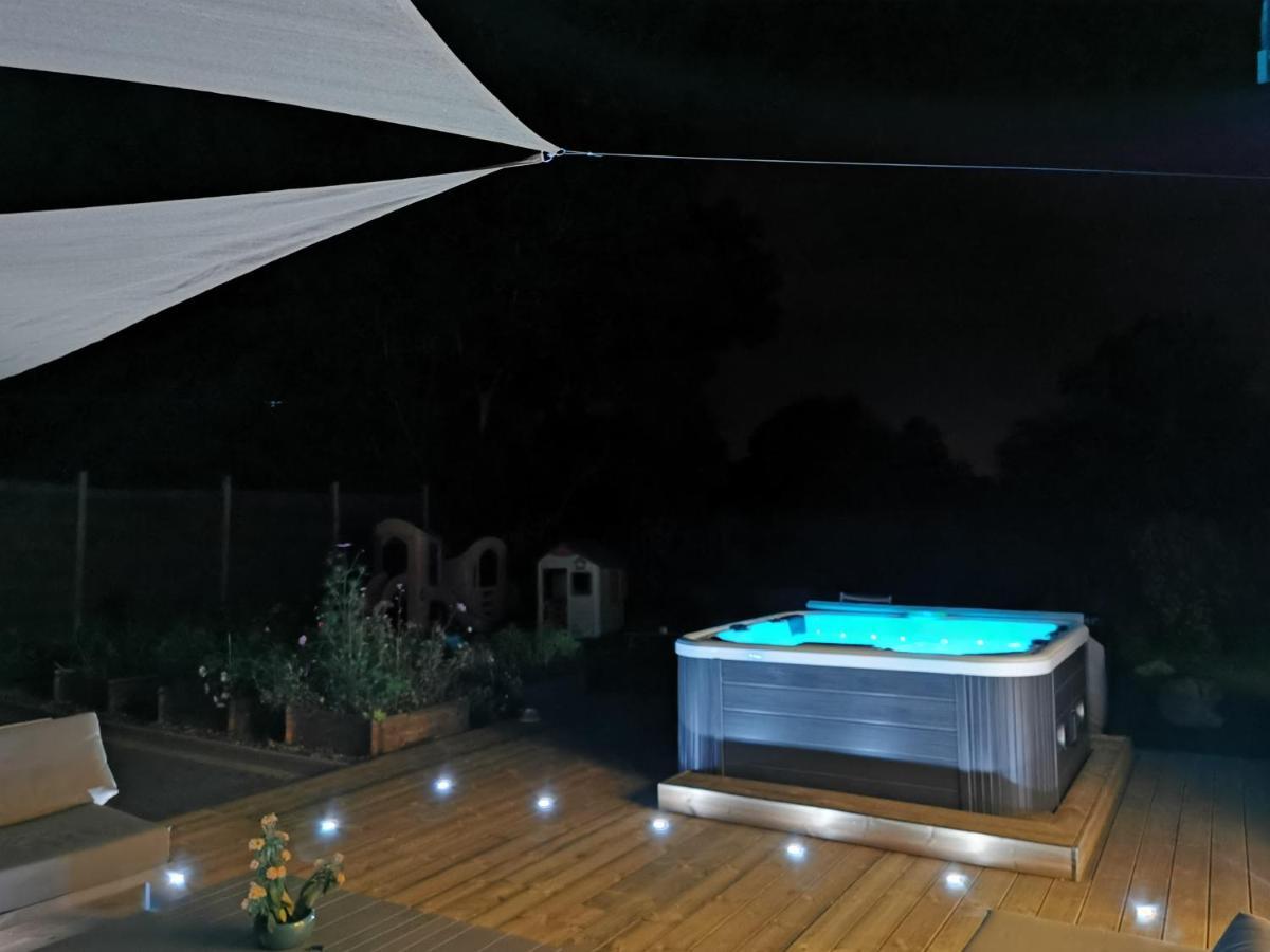 Hébergement de vacances Le Pavillon De L'herboriste 14p Jacuzzi Jardin *