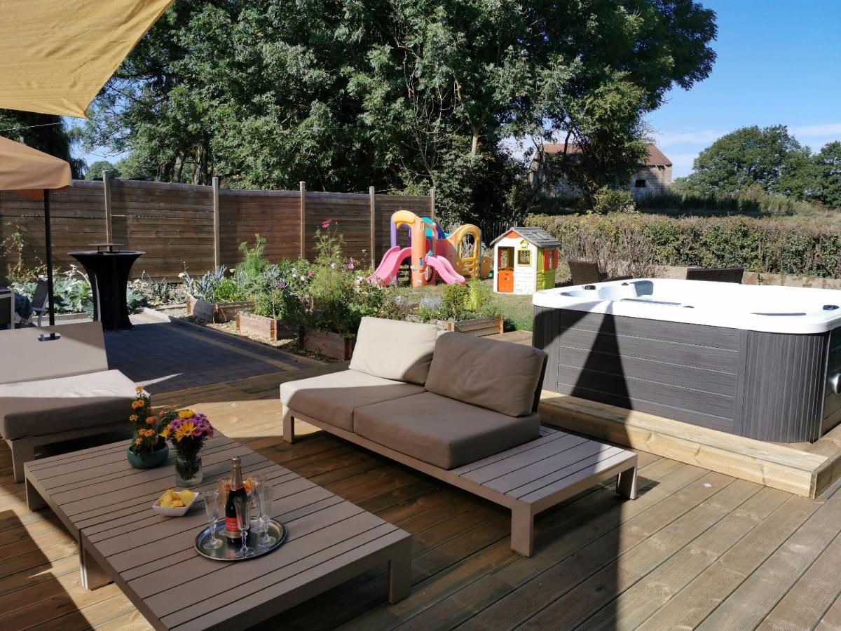 Hébergement de vacances Le Pavillon De L'herboriste 14p Jacuzzi Jardin Tintigny